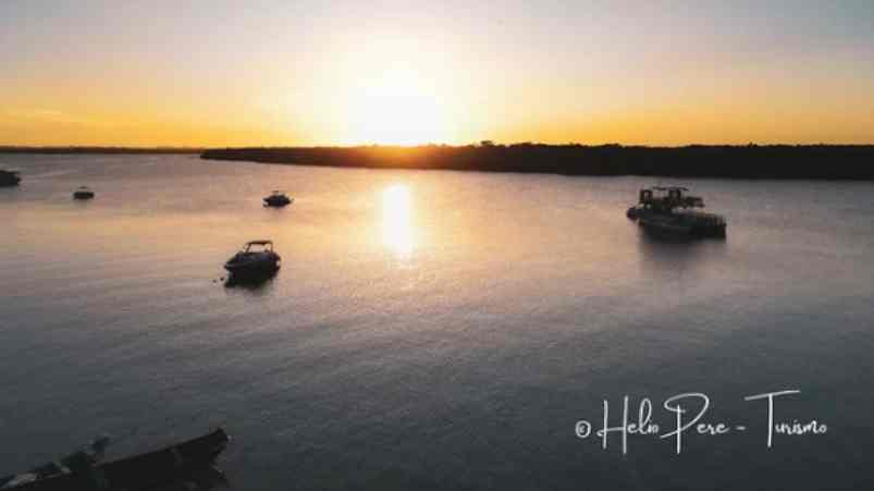 A Encantadora Orla Pôr do Sol em Aracaju