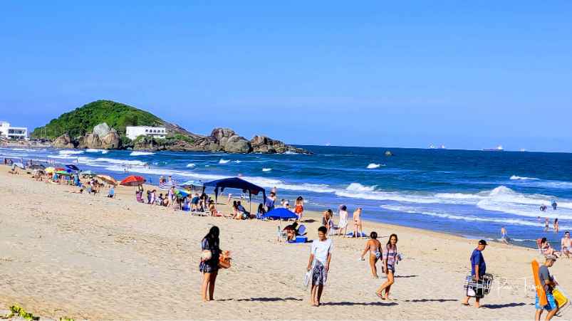 Praia Brava: A Pérola de São Francisco do Sul que Você Precisa Conhecer