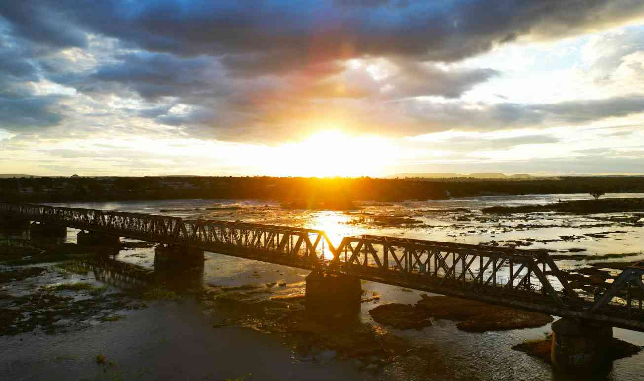 O Pôr do Sol na Ponte Marechal Hermes: Uma Experiência Inesquecível