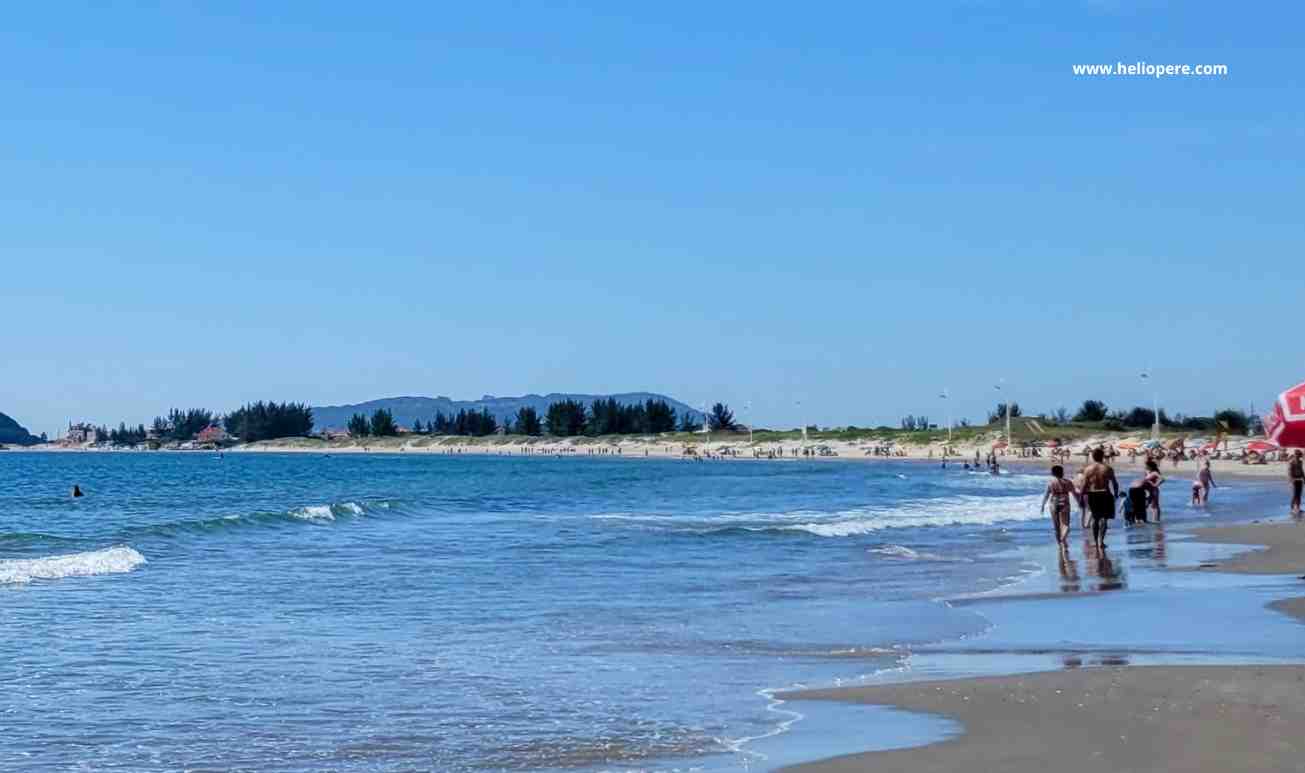 Explorando a Encantadora Praia do Sonho em Santa Catarina