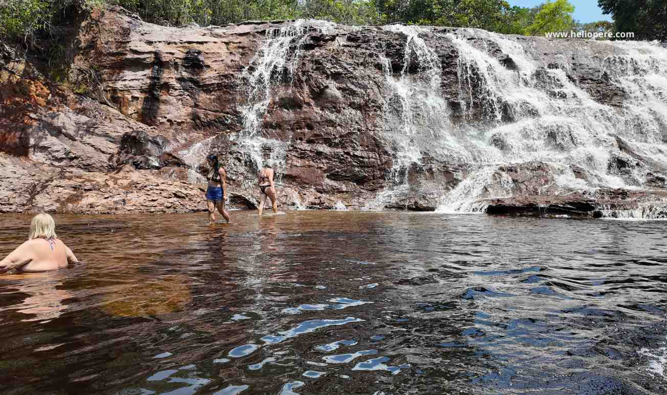 Manaus, Dia 3: Do Lago Azul à Chuva no Parque: Descobrindo os Encantos de Presidente Figueiredo